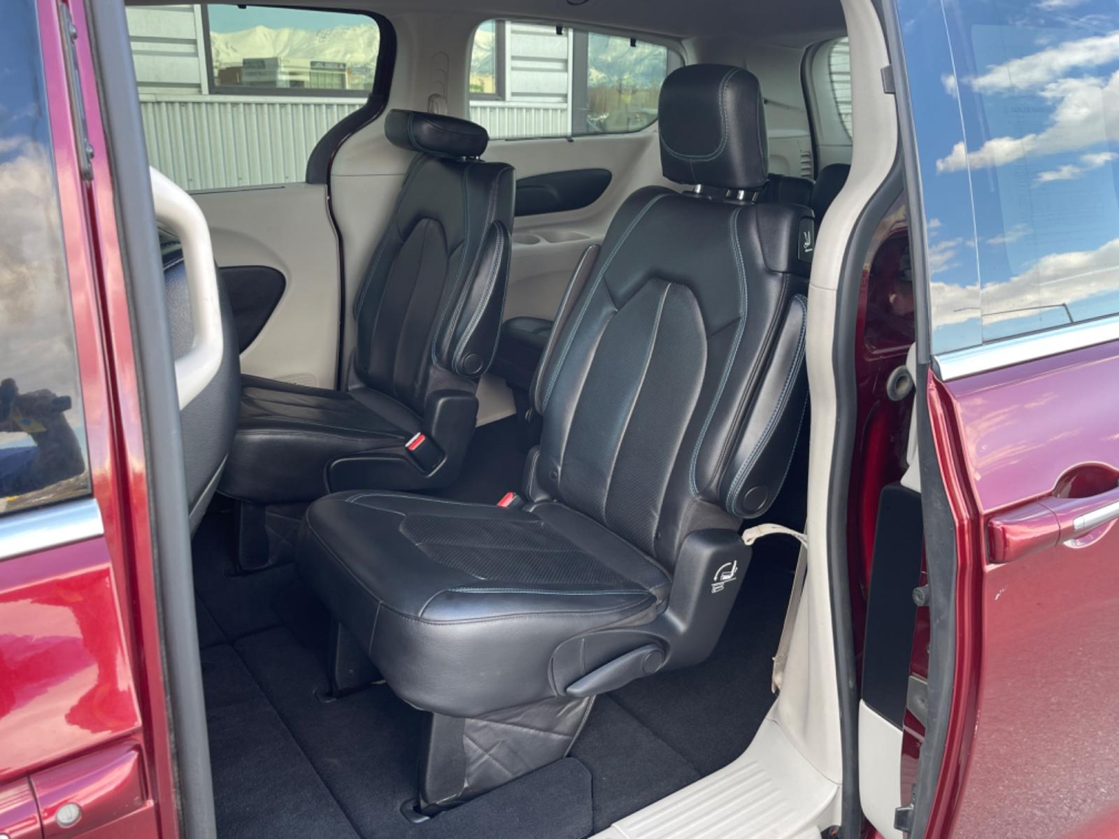 2021 RED CHRYSLER PACIFICA TOURING L (2C4RC1BG8MR) with an 3.6L engine, Automatic transmission, located at 1960 Industrial Drive, Wasilla, 99654, (907) 274-2277, 61.573475, -149.400146 - Photo #9